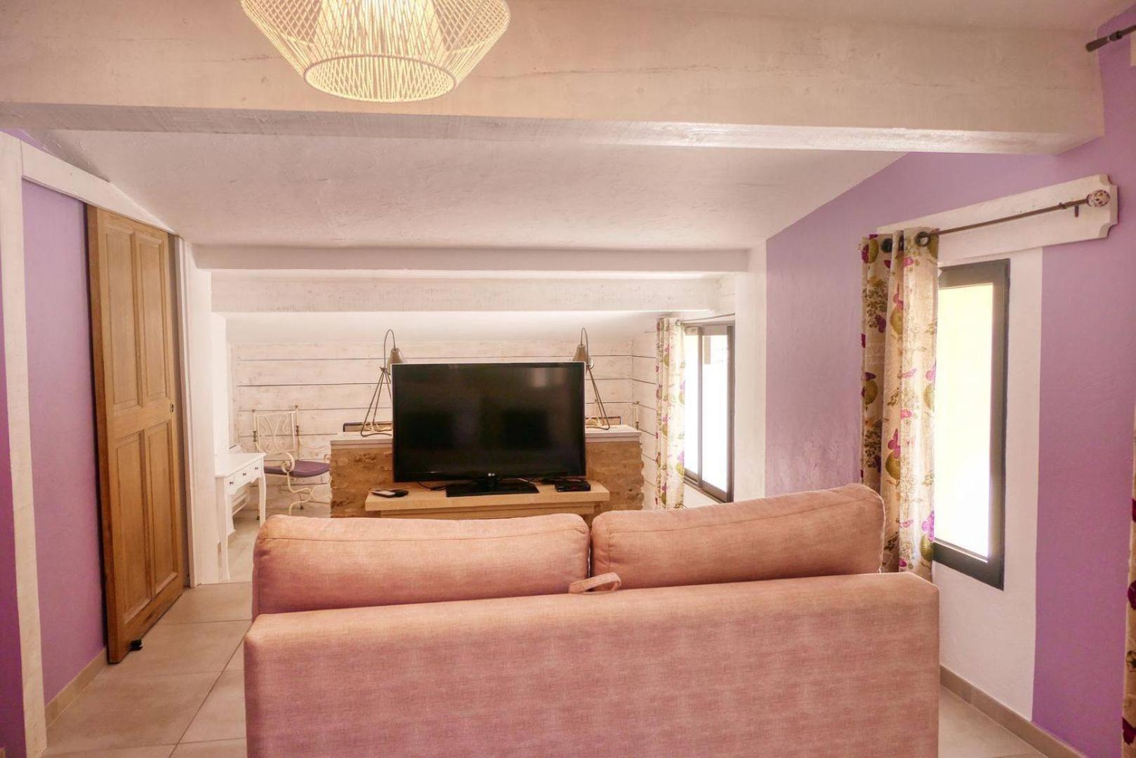 Le Hameau Fleur De Pierres , Chambre , Gite Et Table D'Hotes Murs  المظهر الخارجي الصورة