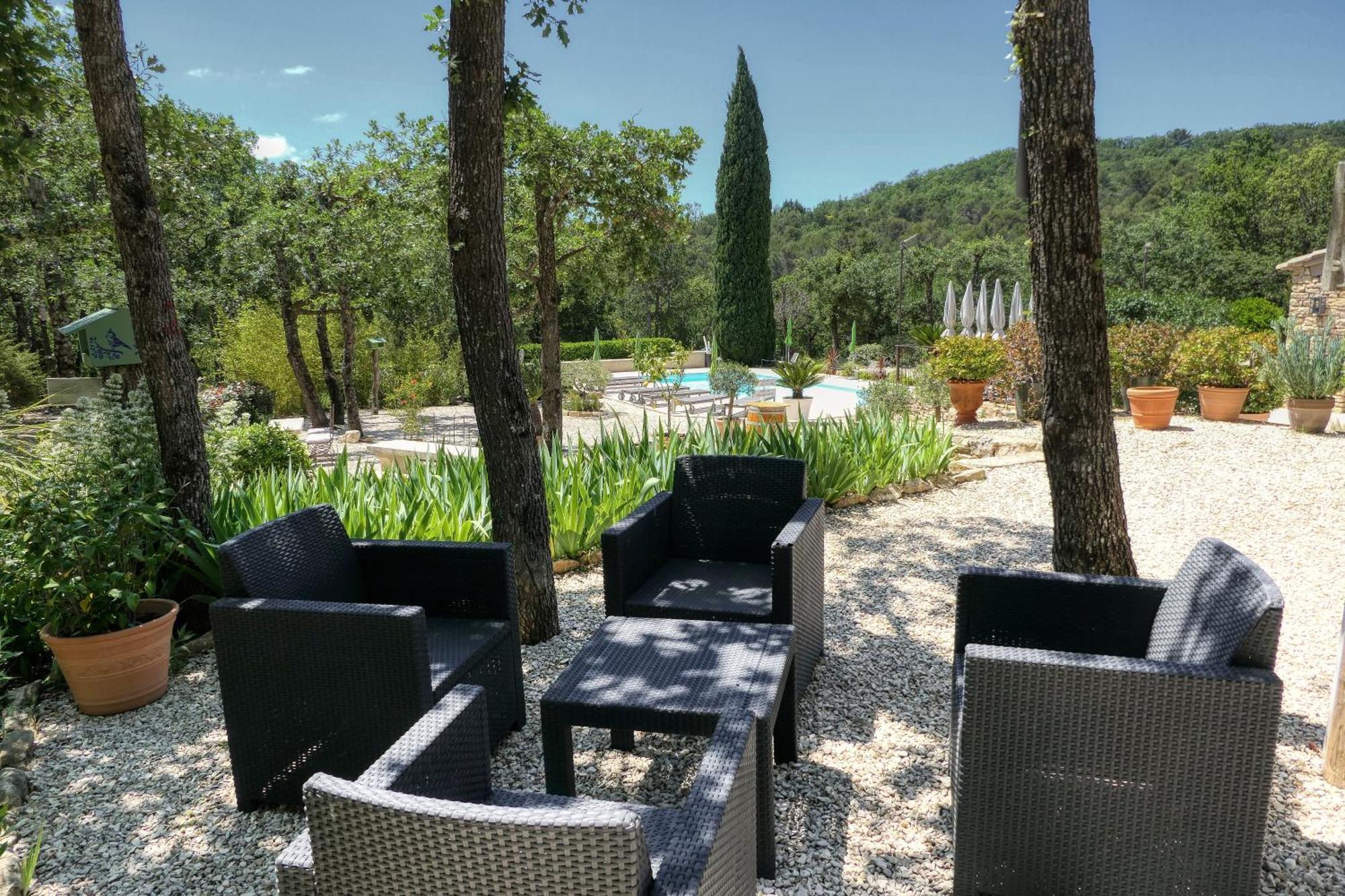 Le Hameau Fleur De Pierres , Chambre , Gite Et Table D'Hotes Murs  المظهر الخارجي الصورة