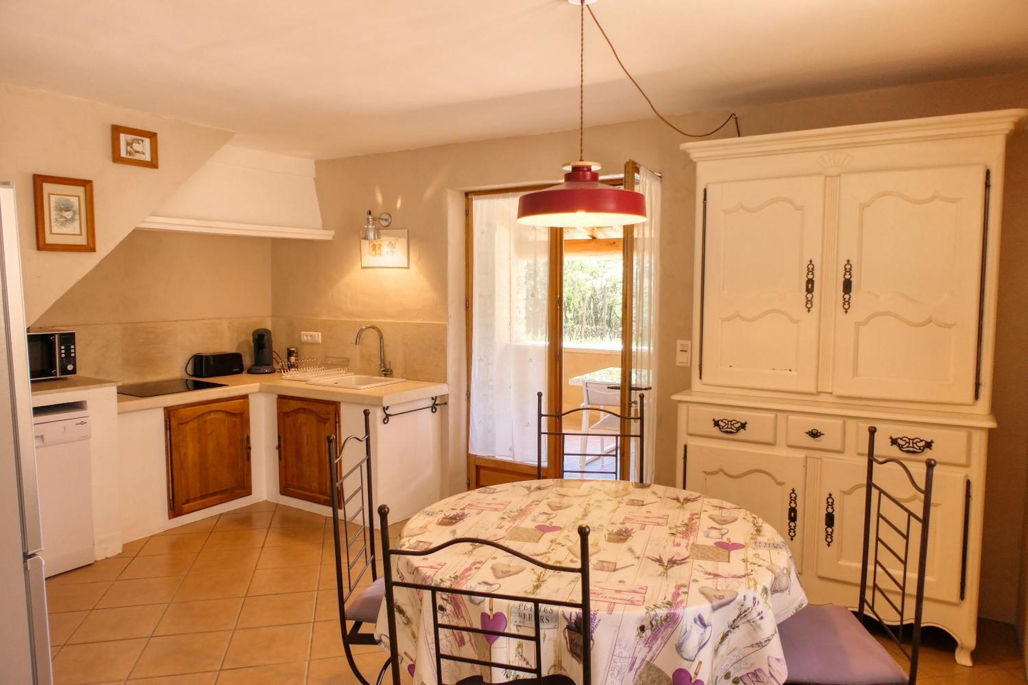 Le Hameau Fleur De Pierres , Chambre , Gite Et Table D'Hotes Murs  المظهر الخارجي الصورة