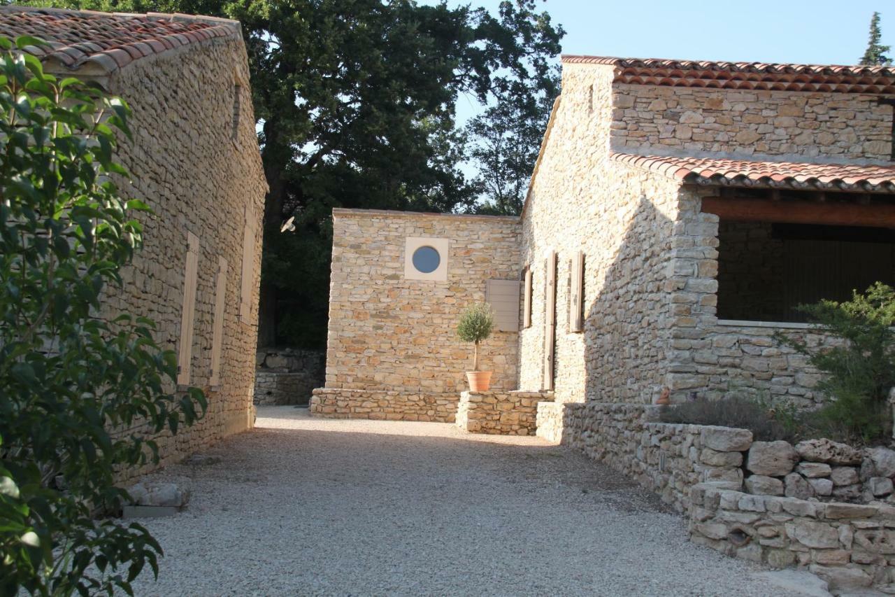 Le Hameau Fleur De Pierres , Chambre , Gite Et Table D'Hotes Murs  المظهر الخارجي الصورة